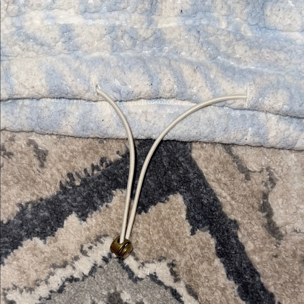 Arizona Jean Company Blue and White Patterned Hoodie - Picture 4 of 6